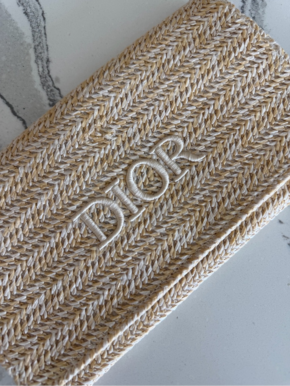 Accessory identification - Picture 2 of 7
